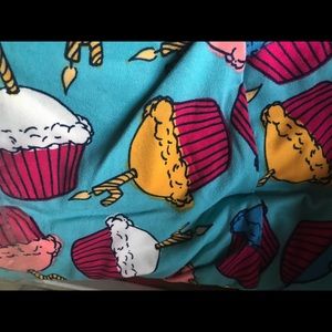 LuLaRoe Pants - Lularoe Cupcake leggings LuLaRoe Pants - Lularoe Cupcake leggings